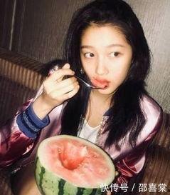 娱乐圈吃瓜哪里好吃,揭秘明星圈中美食地图  第2张